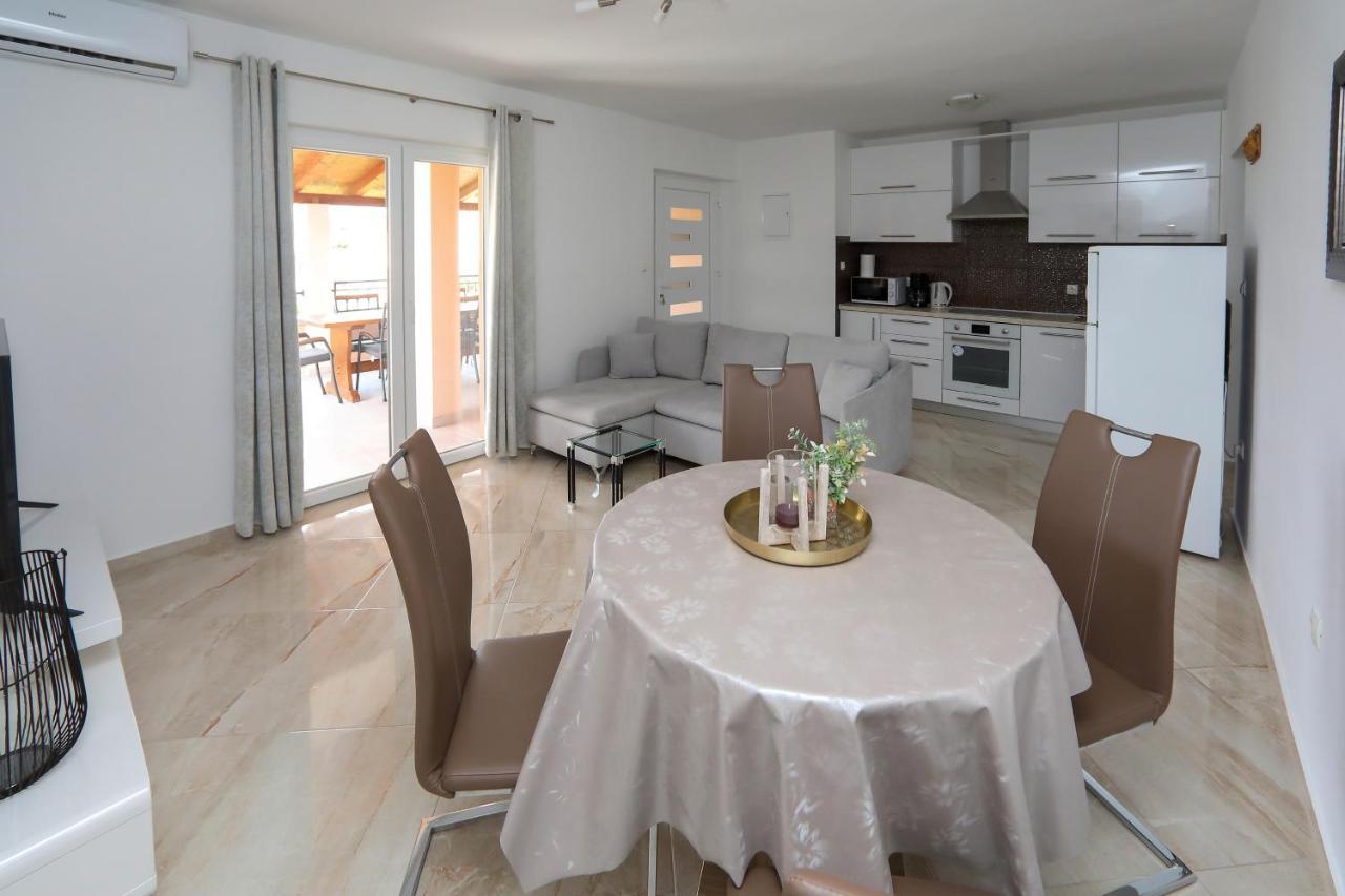 Apartment Alfonso Bibinje Buitenkant foto
